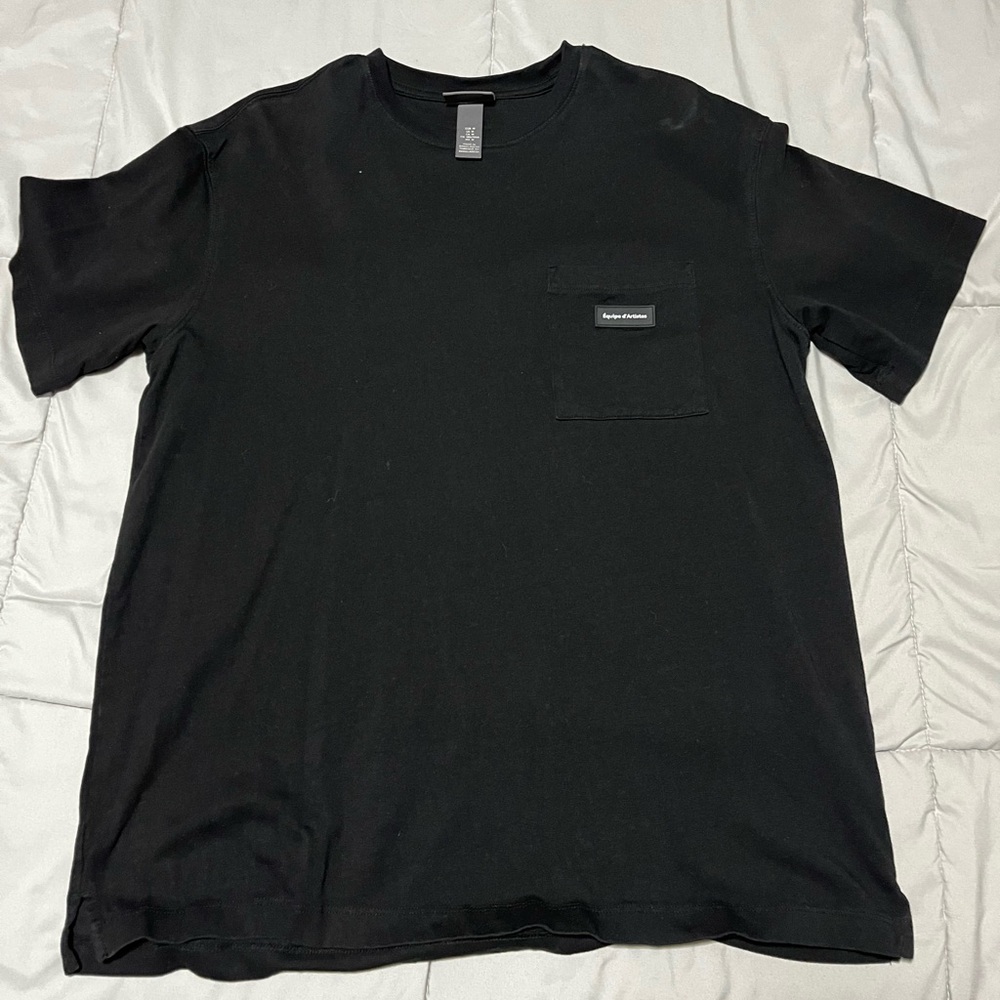 black H&M shirt